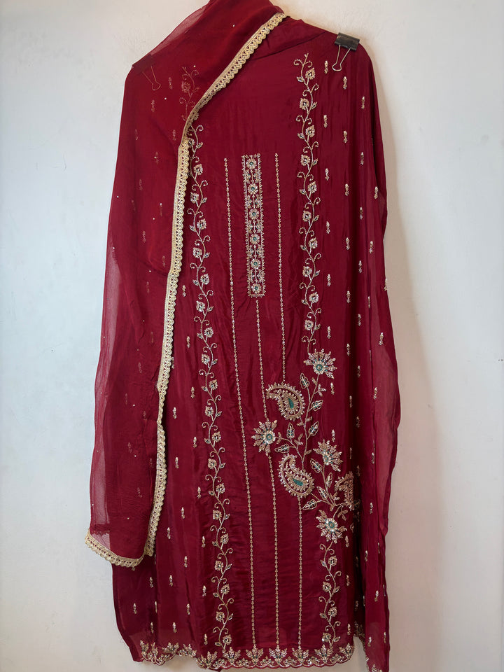 Aaira – Silk Organza Handwork Suit DBPF803