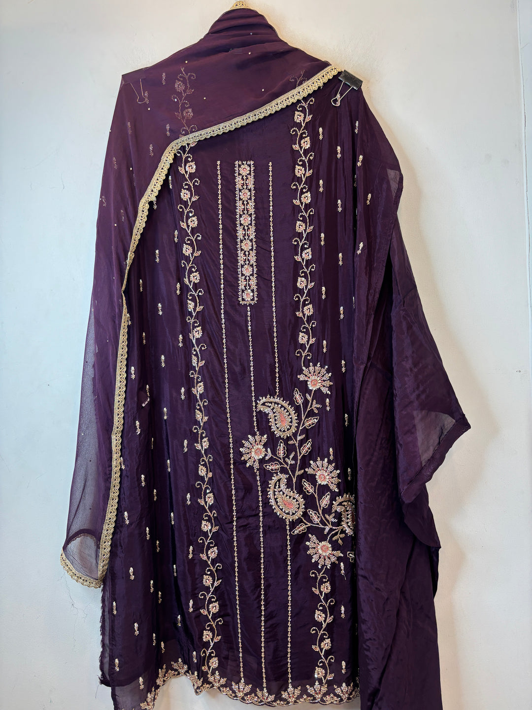 Aaira – Silk Organza Handwork Suit DBPF802