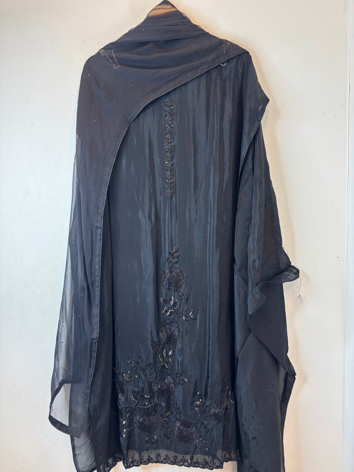 Aaira – Silk Organza Handwork Suit DBPN91001