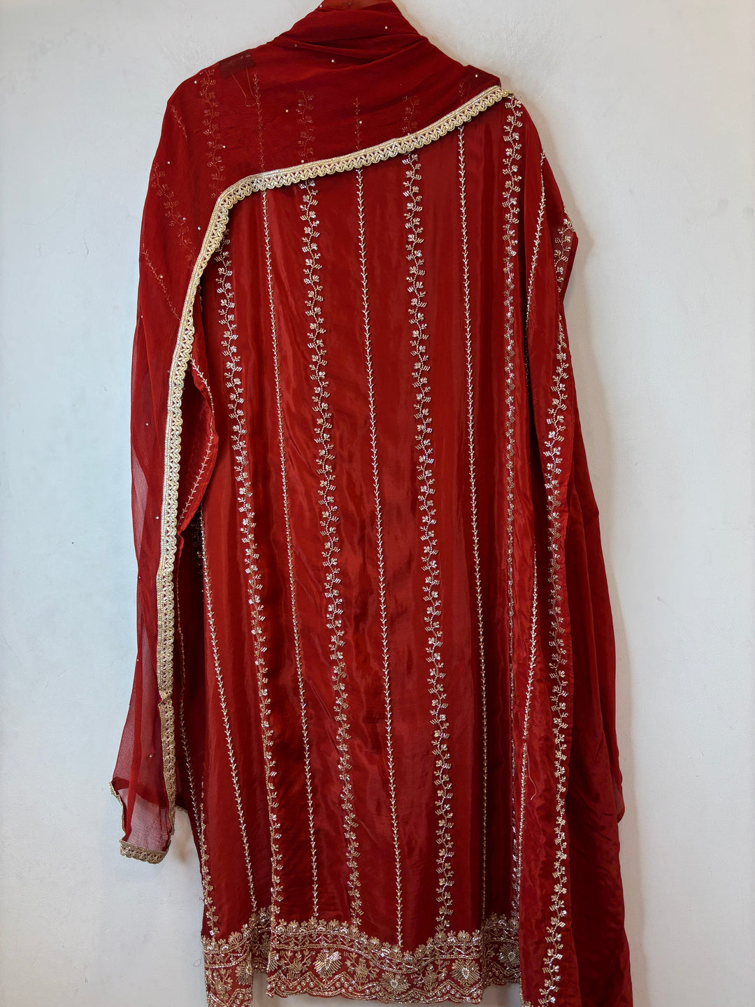 Aaira – Silk Organza Handwork Suit DBPA904
