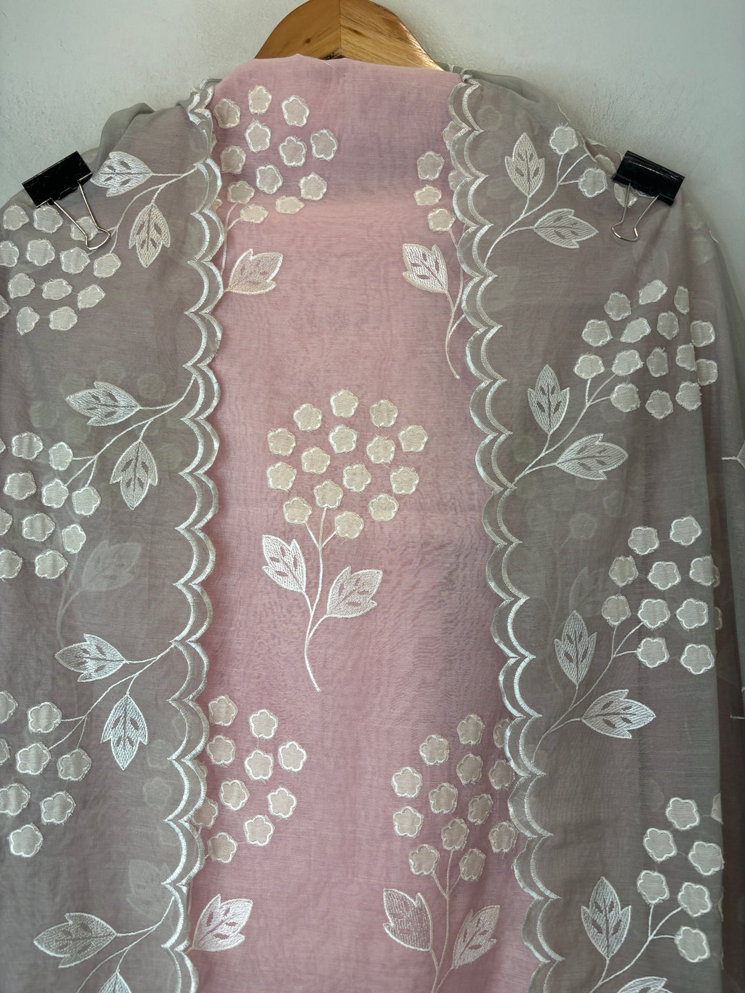 Zivara – Pink with Grey Mul Chanderi Ombre Appliqué Work Unstitched Suit