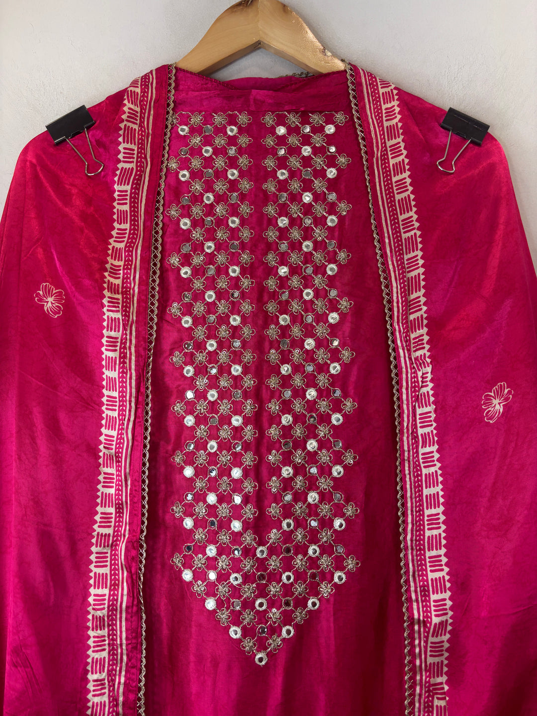 Zaira – Rani Pink Gazi Silk Mirror Foil Print Suit