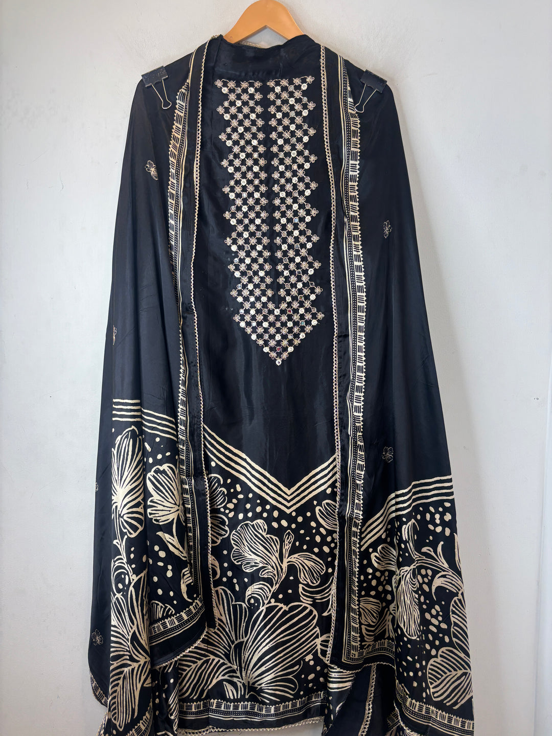 Zaira – Black Gazi Silk Mirror Foil Print Suit