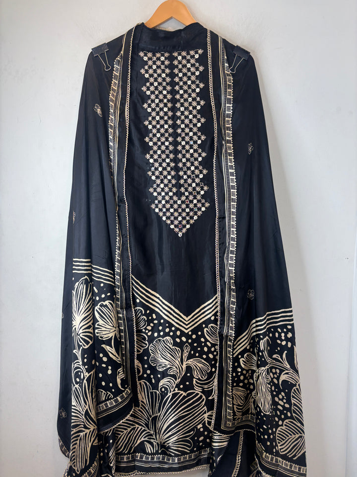 Zaira – Black Gazi Silk Mirror Foil Print Suit