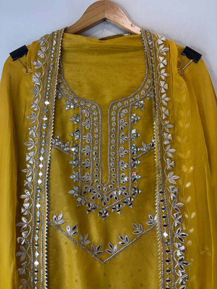 Zoya – Yellow Tissue Gotta Mirror Work Ensemble