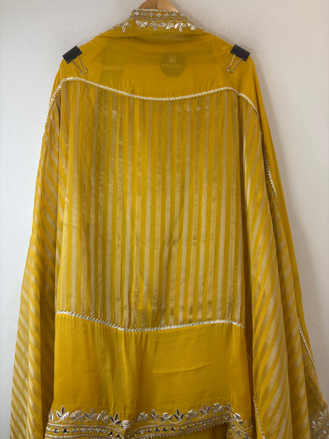 Zoya – Yellow Tissue Gotta Mirror Work Ensemble