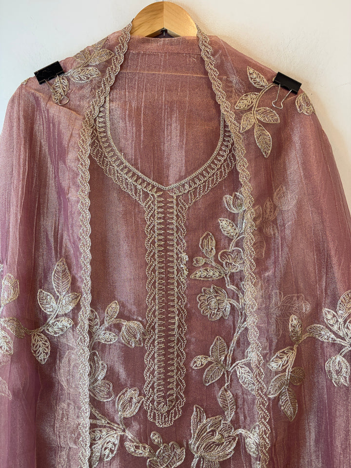 Alaya – Onion Pink Crush Tissue Dori &amp; Sequin Suit