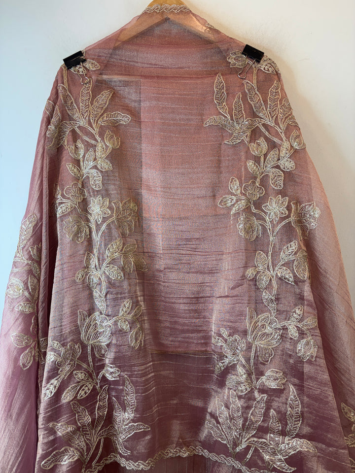 Alaya – Onion Pink Crush Tissue Dori &amp; Sequin Suit