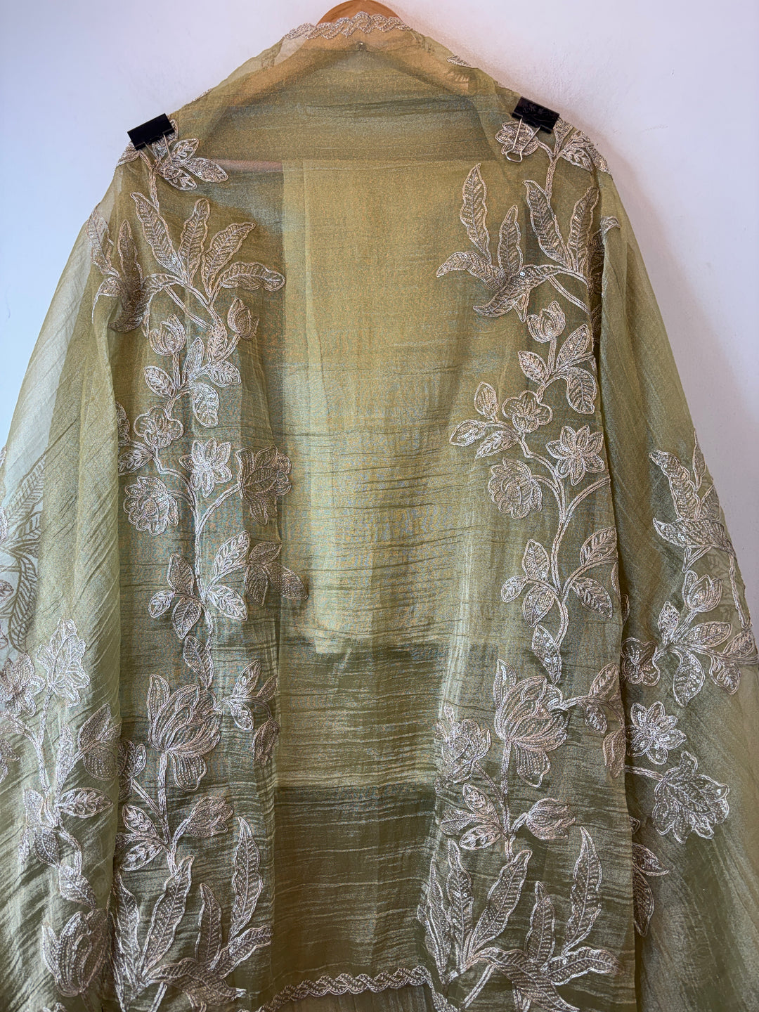 Alaya – Olive Green Crush Tissue Dori &amp; Sequin Suit