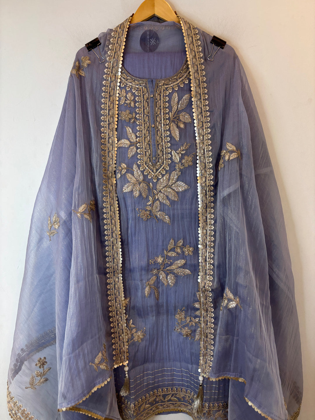 Zoya – Crush Tissue Dori Zari Stone Suit DBPRJ02