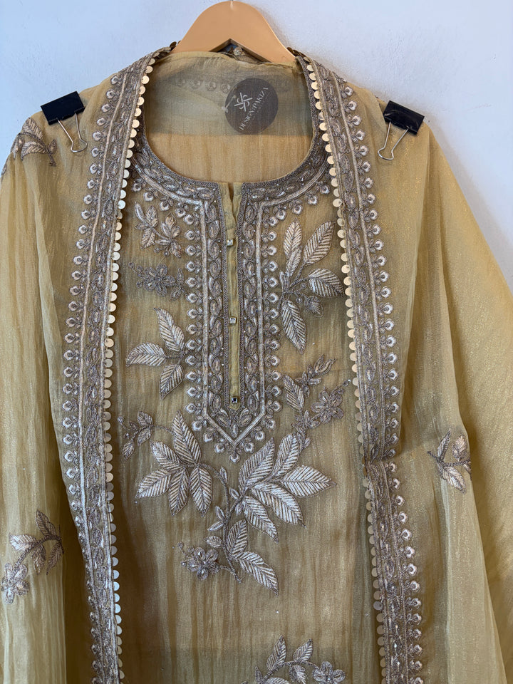 Zoya – Crush Tissue Dori Zari Stone Suit DBPRJ03