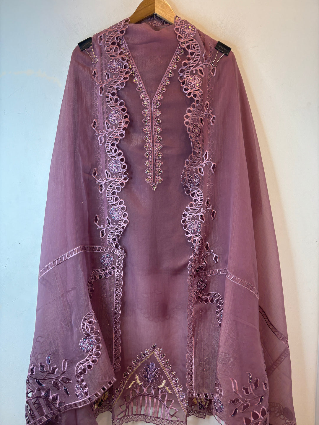 Inaya – Organza Tissue Laser Cut Sequin Suit DBPKL902