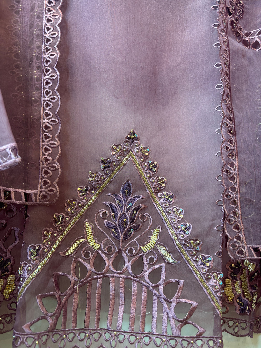 Inaya – Organza Tissue Laser Cut Sequin Suit DBPKL902