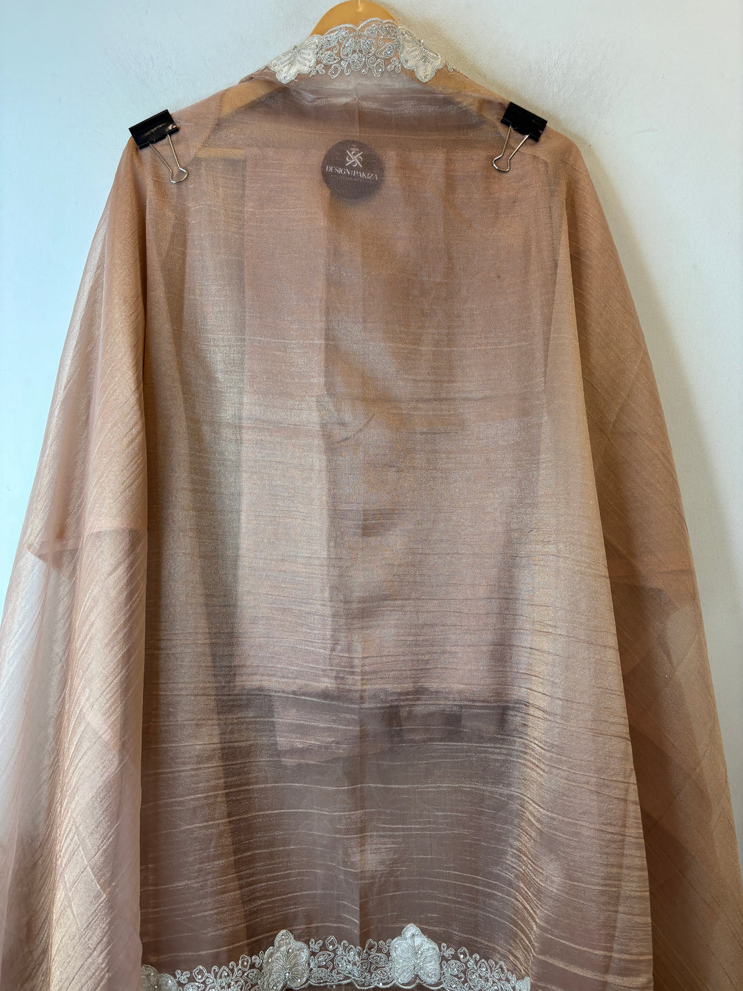 Inaya – Crush Tissue Dori Cutdana Appliqué Suit DBPKK04
