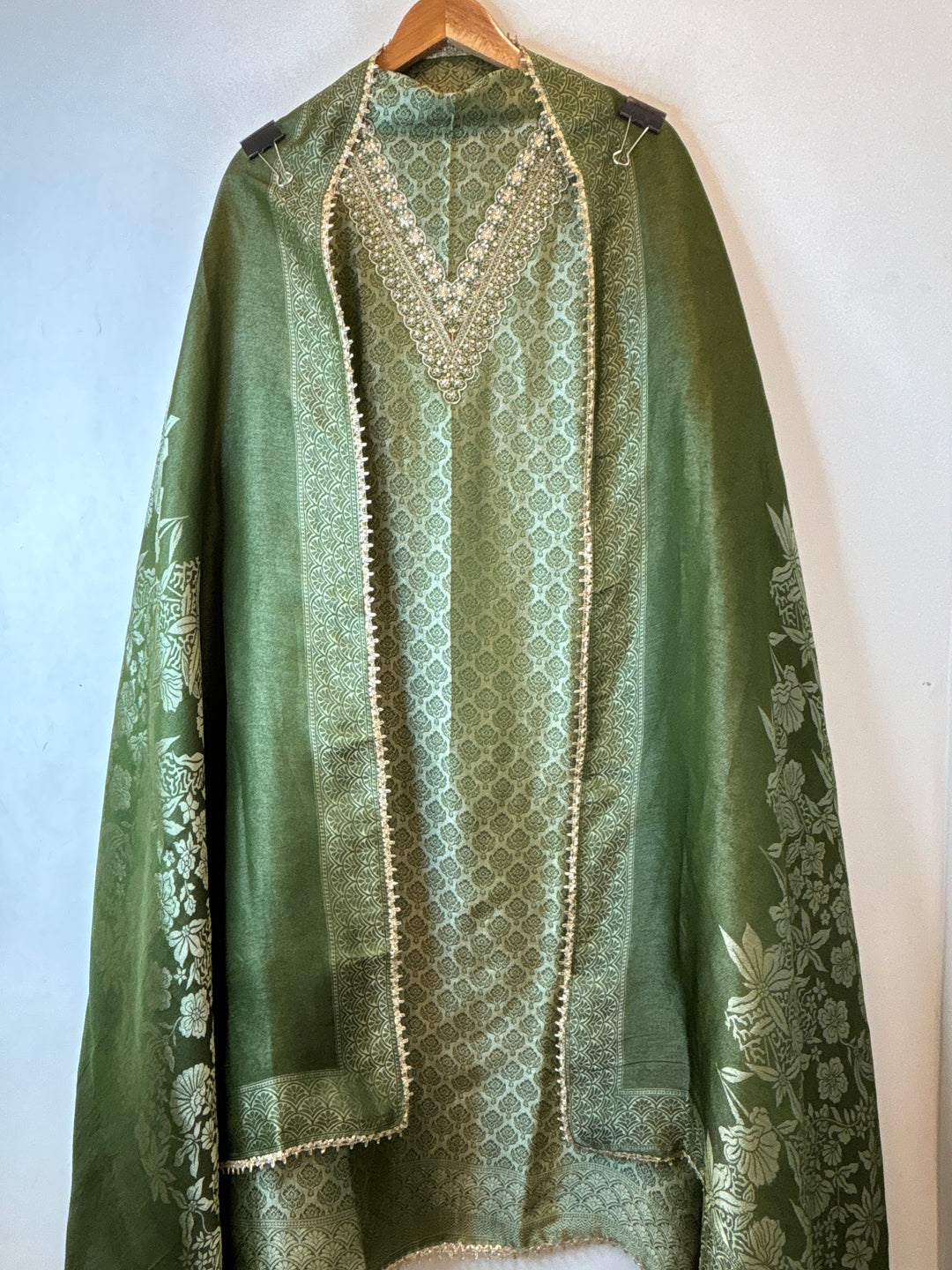 Brocade Tissue Embroidered Zari Suit DBPGG01
