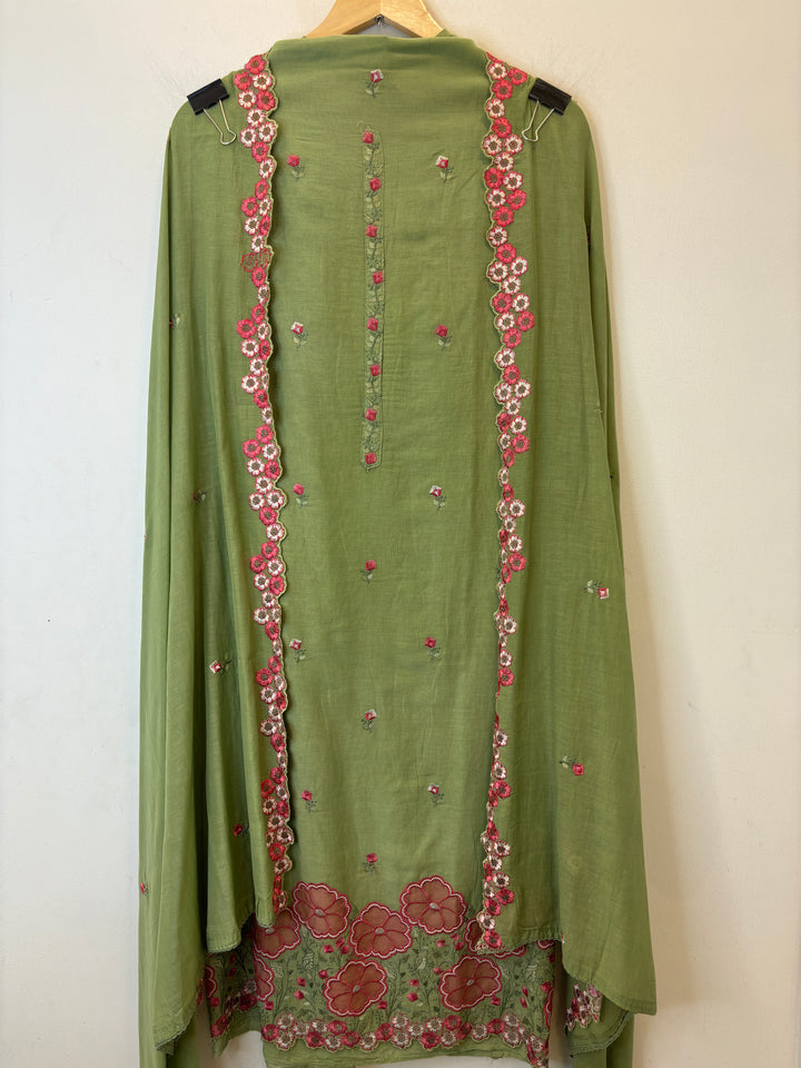 Nayra – Embroidered Mul Cotton Suit