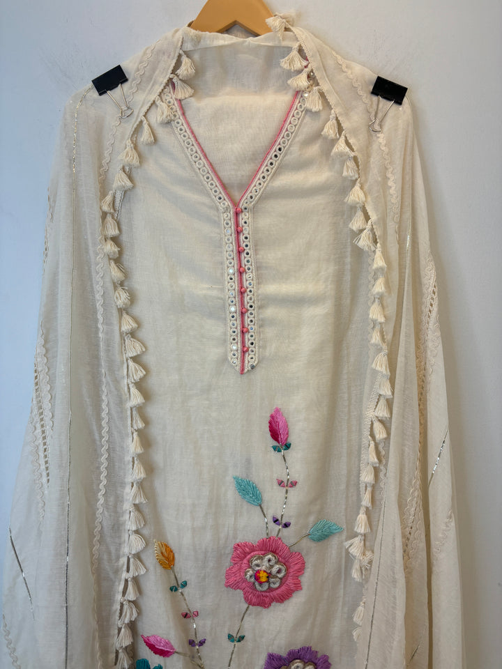 Amaira – Mul Cotton Suit with Foil, Gota &amp; Jute Thread Embroidery