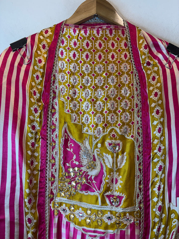 Aariz – Pink Gazi Silk Stripe Handwork Suit DBPC501