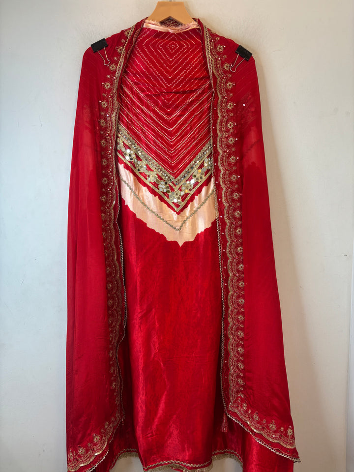 Aaira – Chinon &amp; Gazi Silk Embroidered Suit