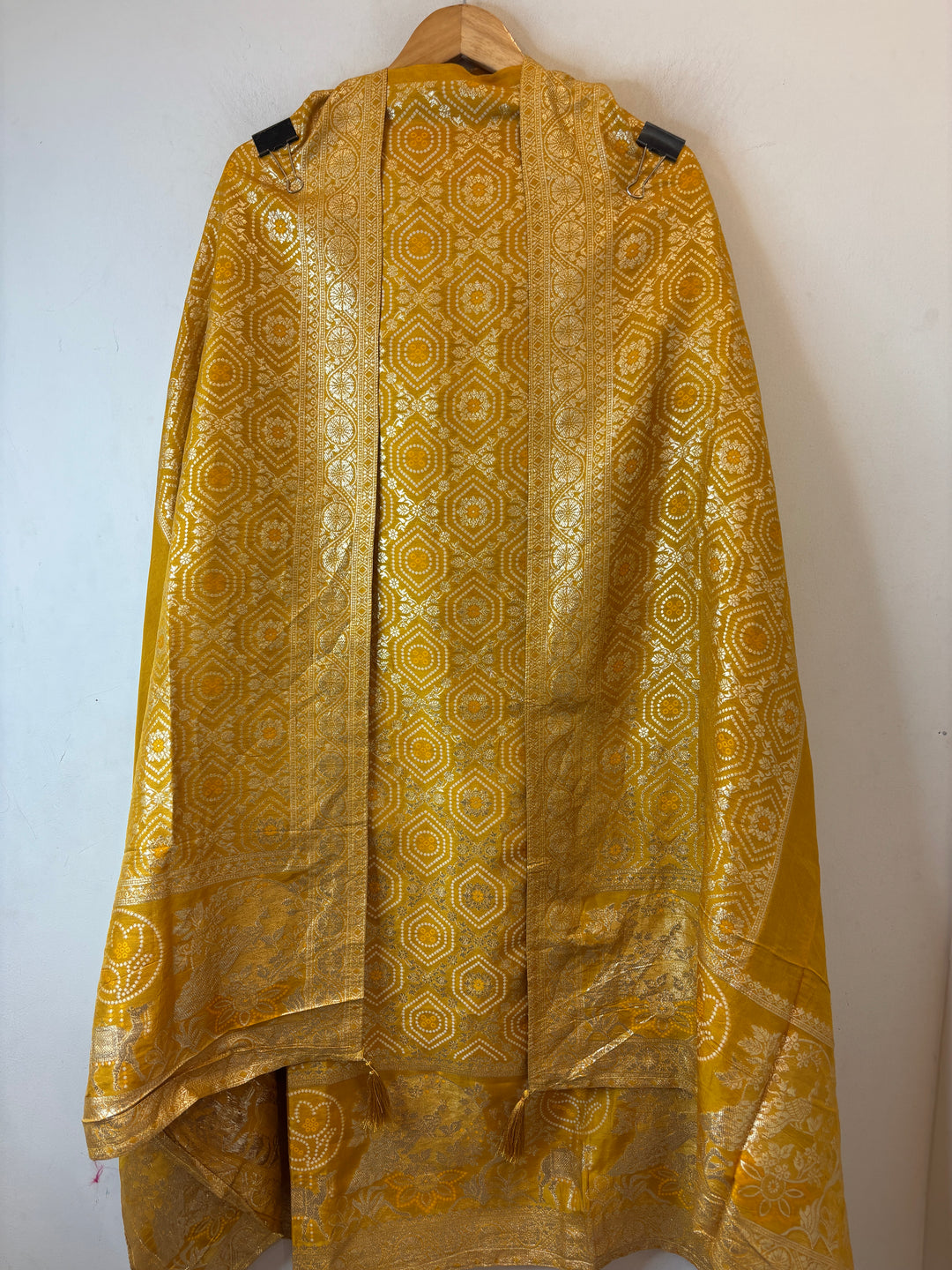 Zara – Mustard Yellow Dola Silk Banarasi Woven Ensemble