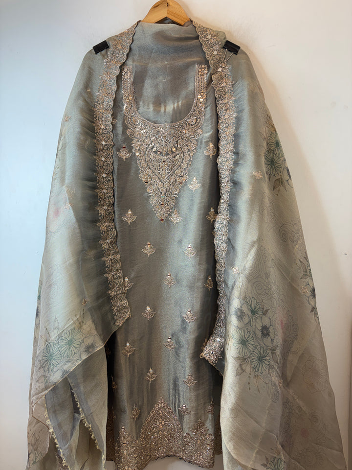 Aayat – Organza Mirror Zari Stone Suit DBPOO4