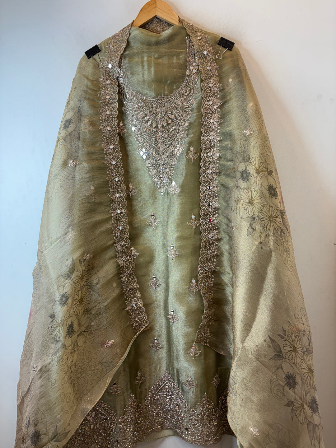 Aayat – Organza Mirror Zari Stone Suit DBPOO3