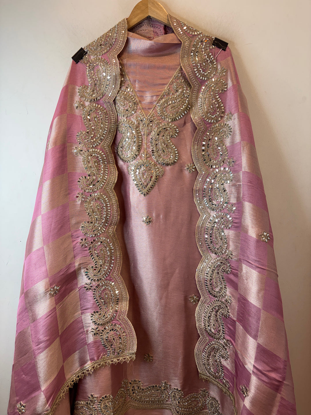 Inaya – Dusty Rose Pink Giraffe Tissue Mirror Cutwork Ensemble