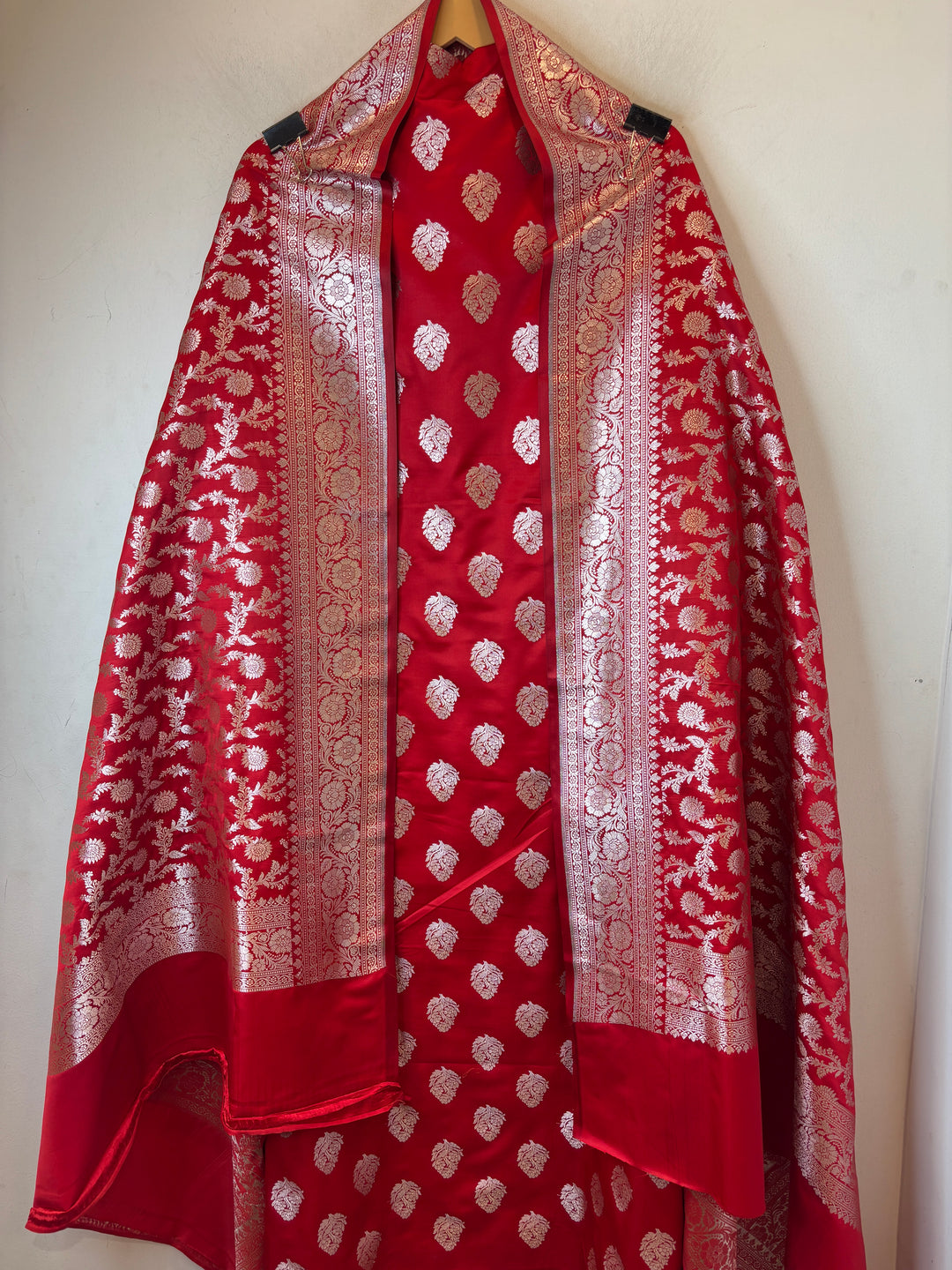 Meher – Pure Katan Silk Banarasi Ensemble DBPJJ01