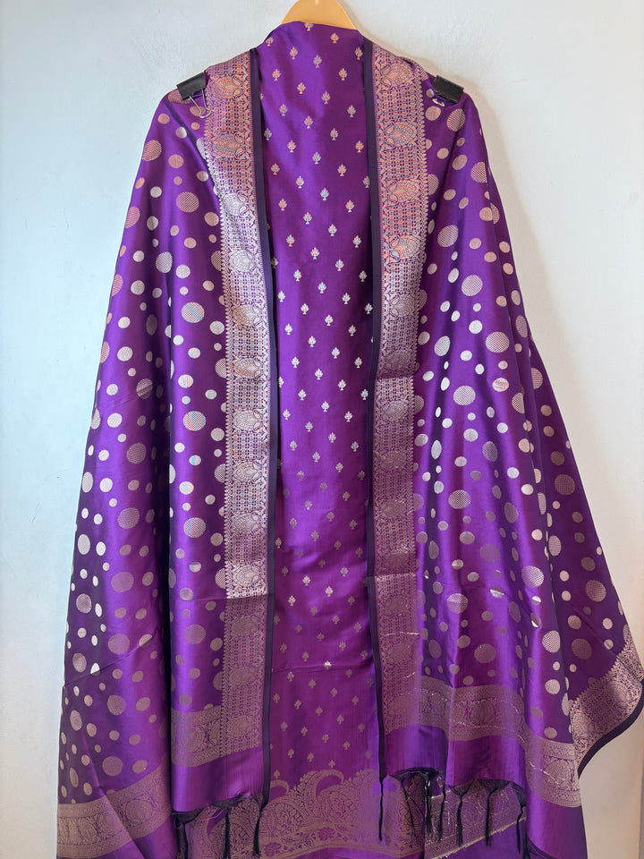 Saira – Purple Banarasi Silk Zari Woven Ensemble DBPVX06