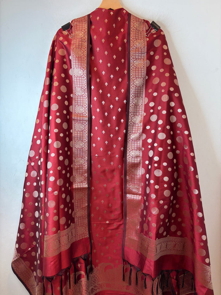 Saira – Rust Banarasi Silk Zari Woven Ensemble DBPVX03