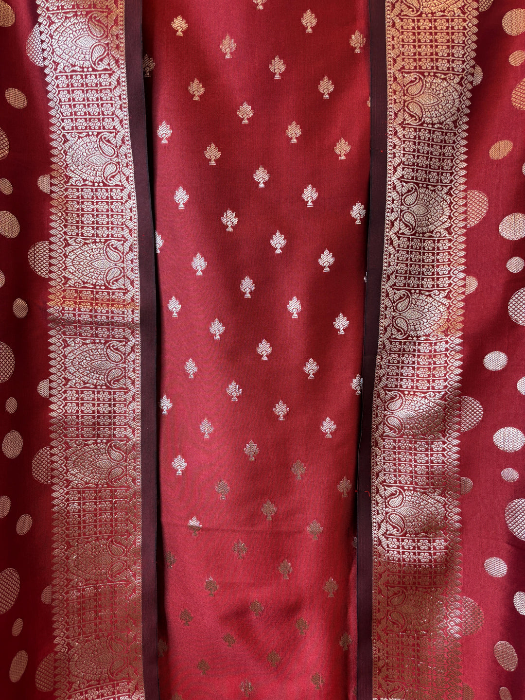 Saira – Rust Banarasi Silk Zari Woven Ensemble DBPVX03
