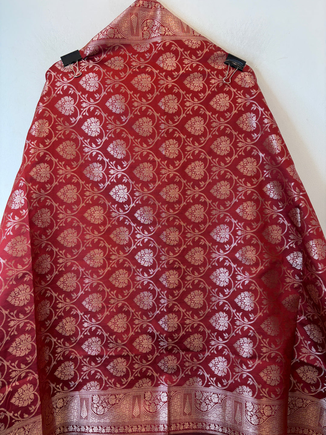 Zoya – Banarasi Silk Woven Jaal Ensemble DBPJK105
