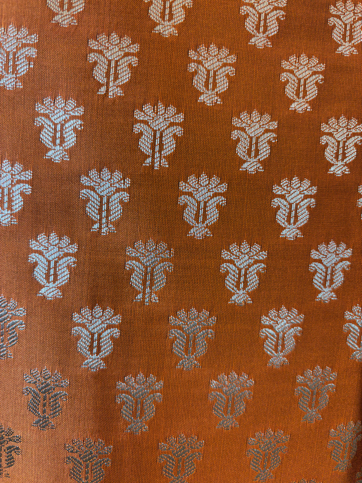 Zoya – Banarasi Silk Woven Jaal Ensemble DBPJK102