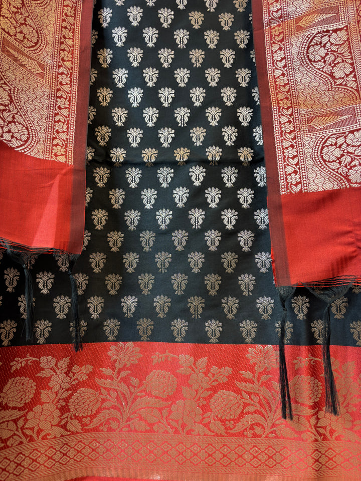 Zoya – Banarasi Silk Woven Jaal Ensemble DBPJK105