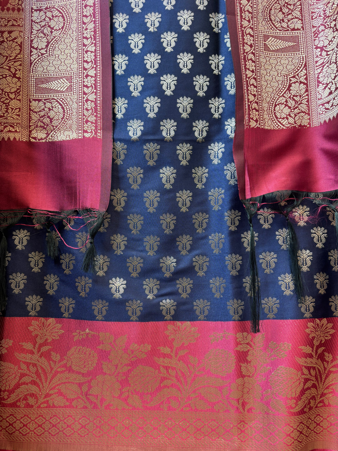 Zoya – Banarasi Silk Woven Jaal Ensemble DBPJK104