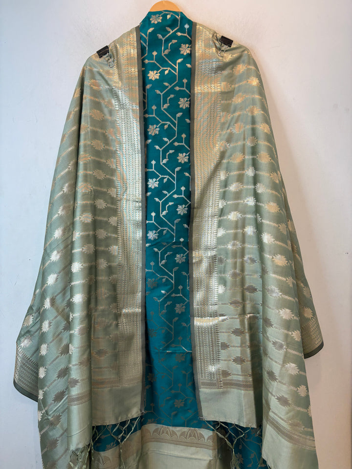 Mahira – Banarasi Silk Zari Jaal Ensemble DBPDL02