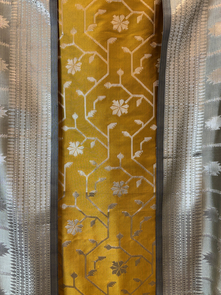 Mahira – Banarasi Silk Zari Jaal Ensemble DBPDL04