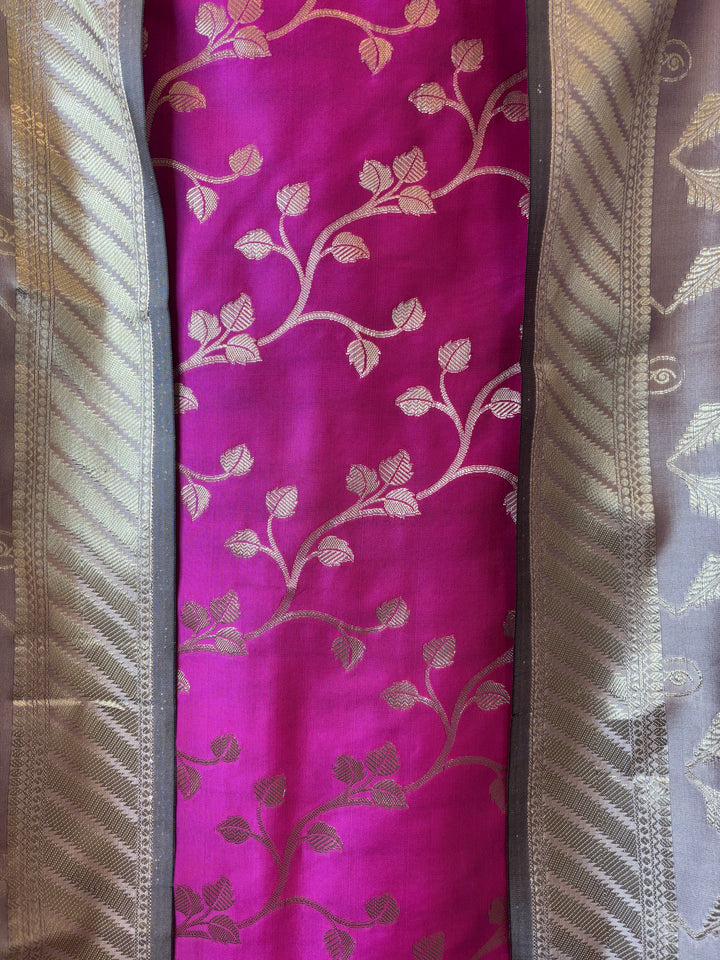 Anaya – Banarasi Silk Zari Jaal Ensemble DBPHK05