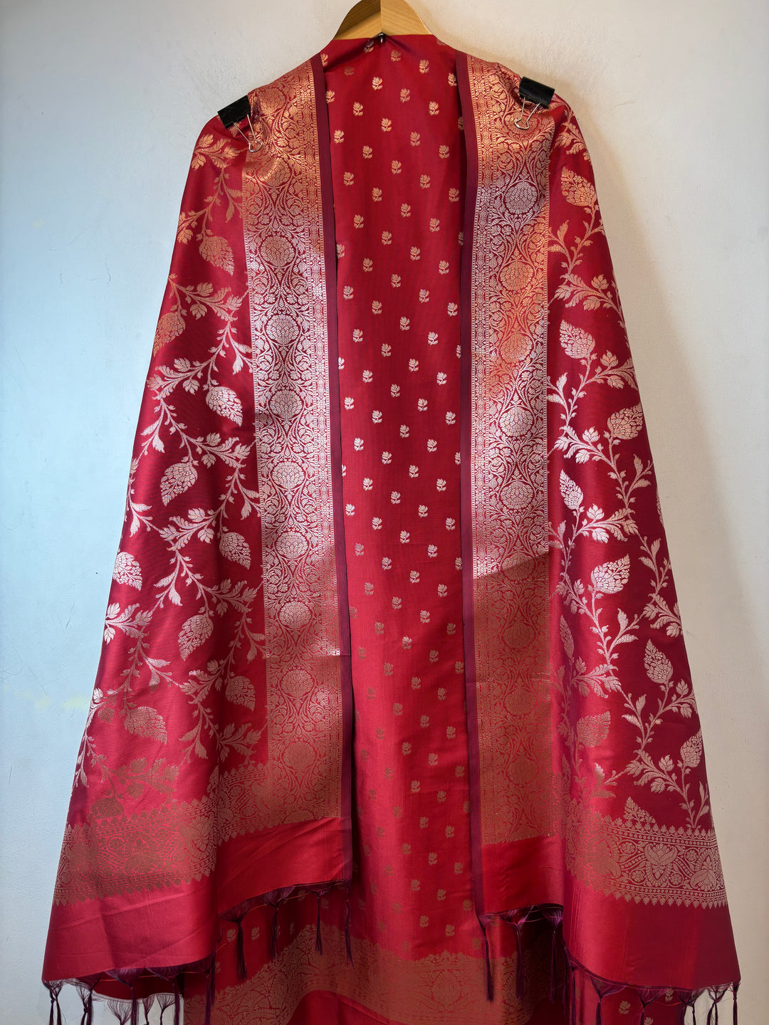 Ishita – Banarasi Silk Woven Booties &amp; Jaal Suit DBPTG01