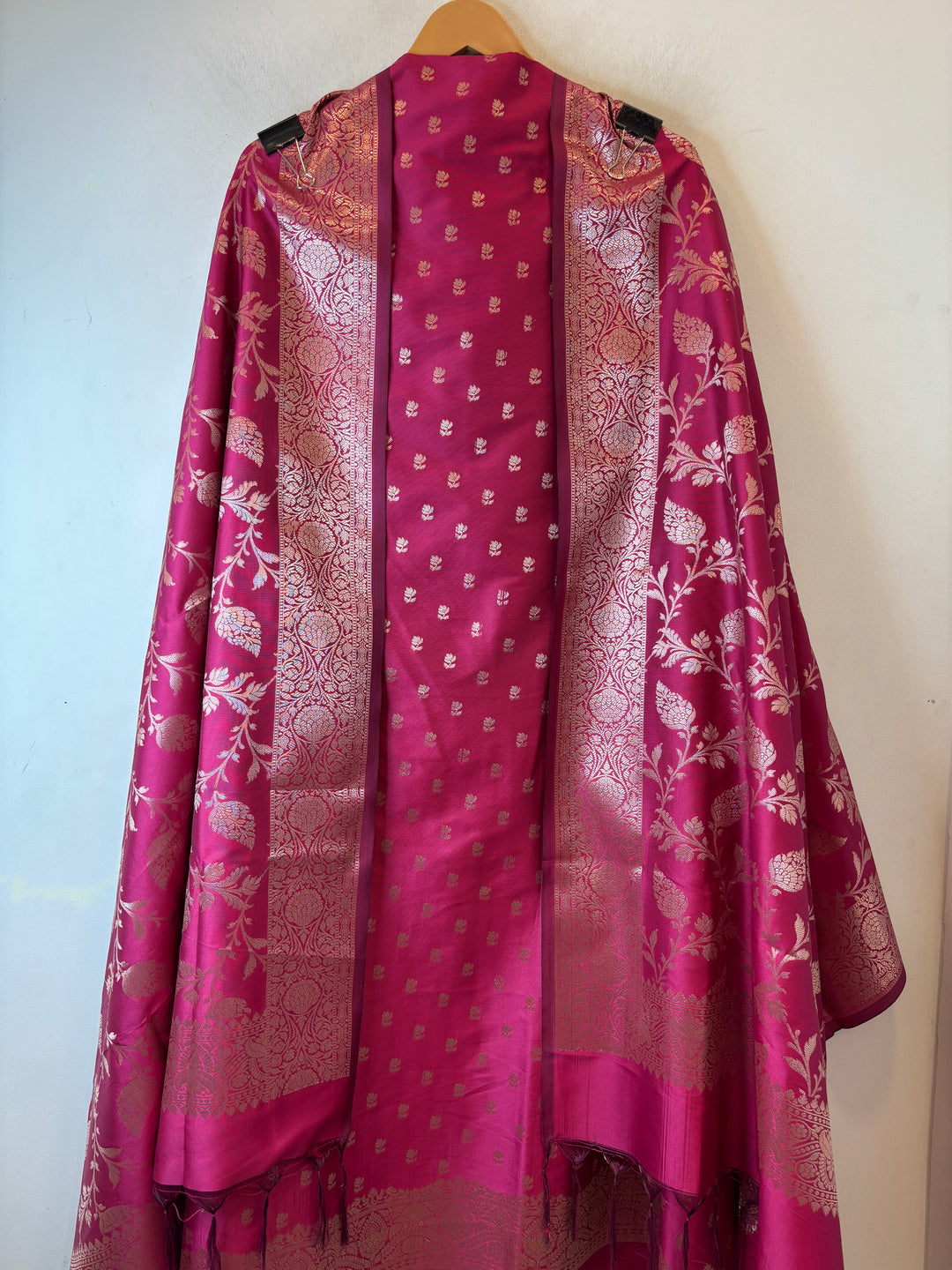 Ishita – Banarasi Silk Woven Booties &amp; Jaal Suit DBPTG03