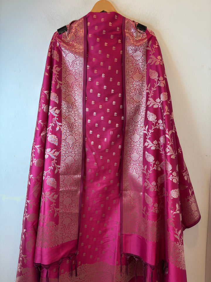 Ishita – Banarasi Silk Woven Booties &amp; Jaal Suit DBPTG03