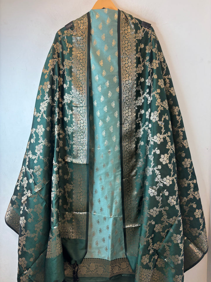 Ishita – Deep Bottle Green Banarasi Silk Woven Booties &amp; Jaal Suit