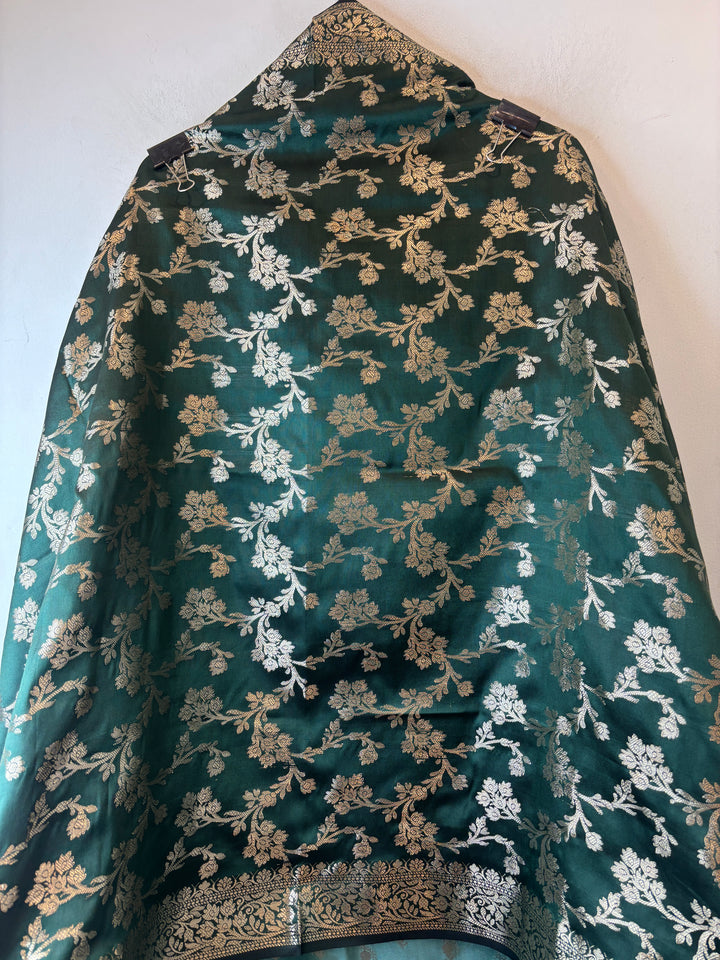Ishita – Deep Bottle Green Banarasi Silk Woven Booties &amp; Jaal Suit