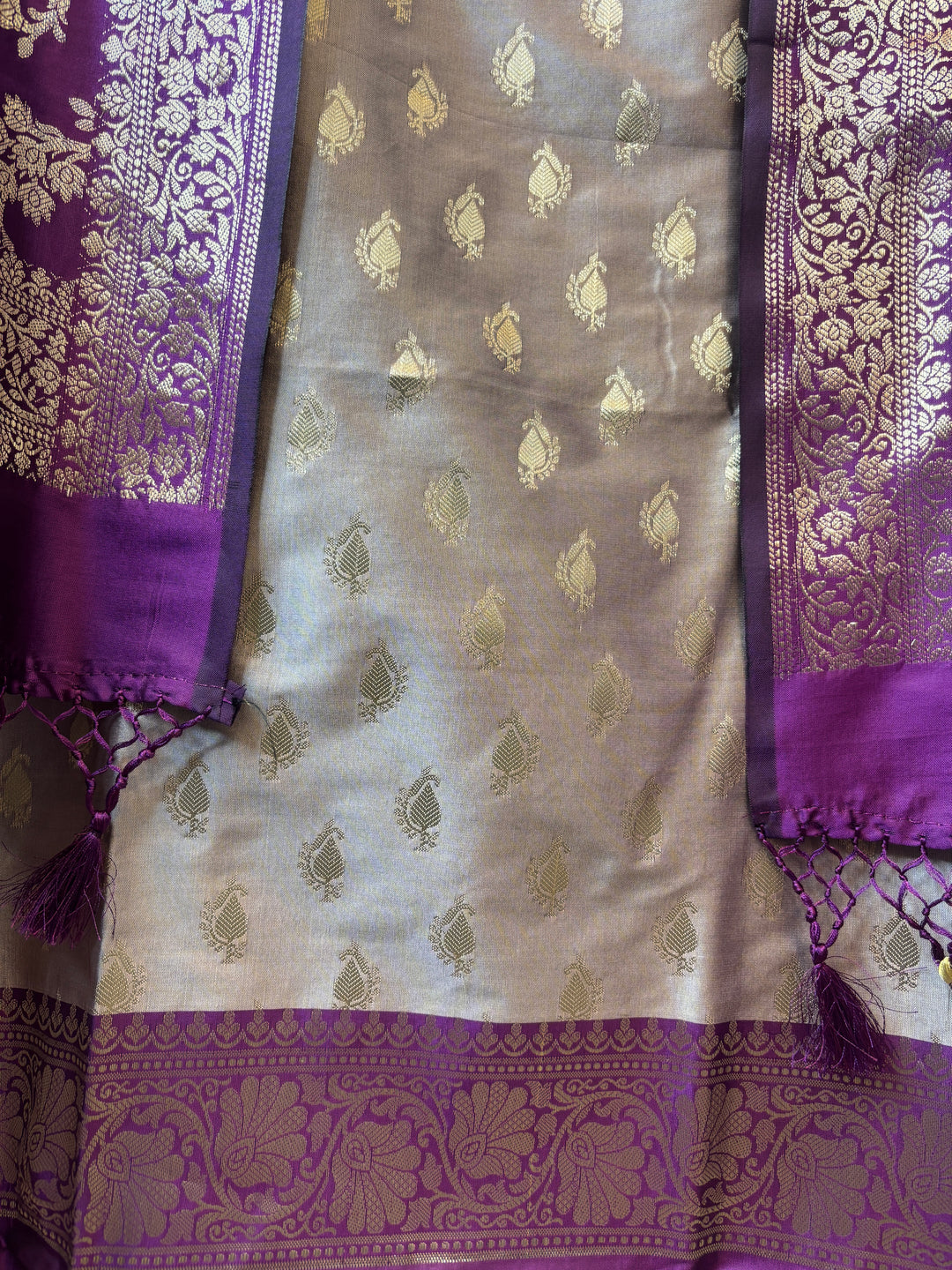 Ishita – Deep purple Banarasi Silk Woven Booties &amp; Jaal Suit