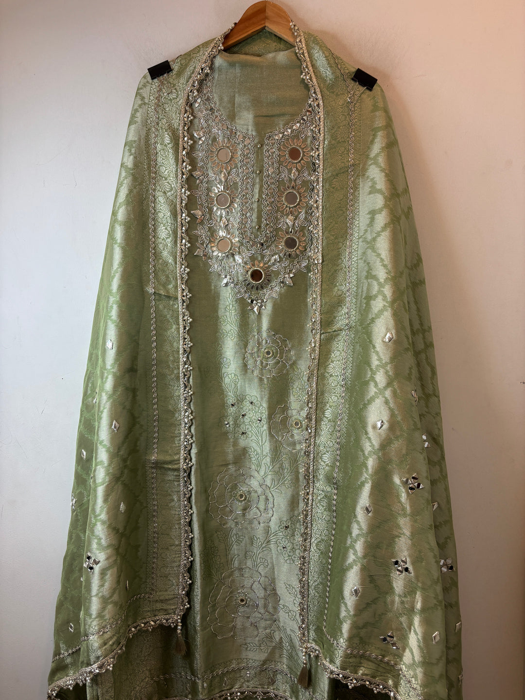 Zehra – Sage Green Giraffe Silk Ombre Mirror Stone Ensemble