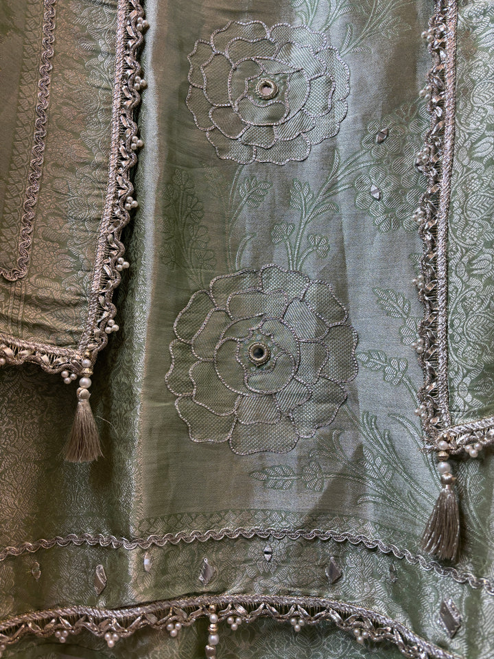 Zehra – Sage Green Giraffe Silk Ombre Mirror Stone Ensemble
