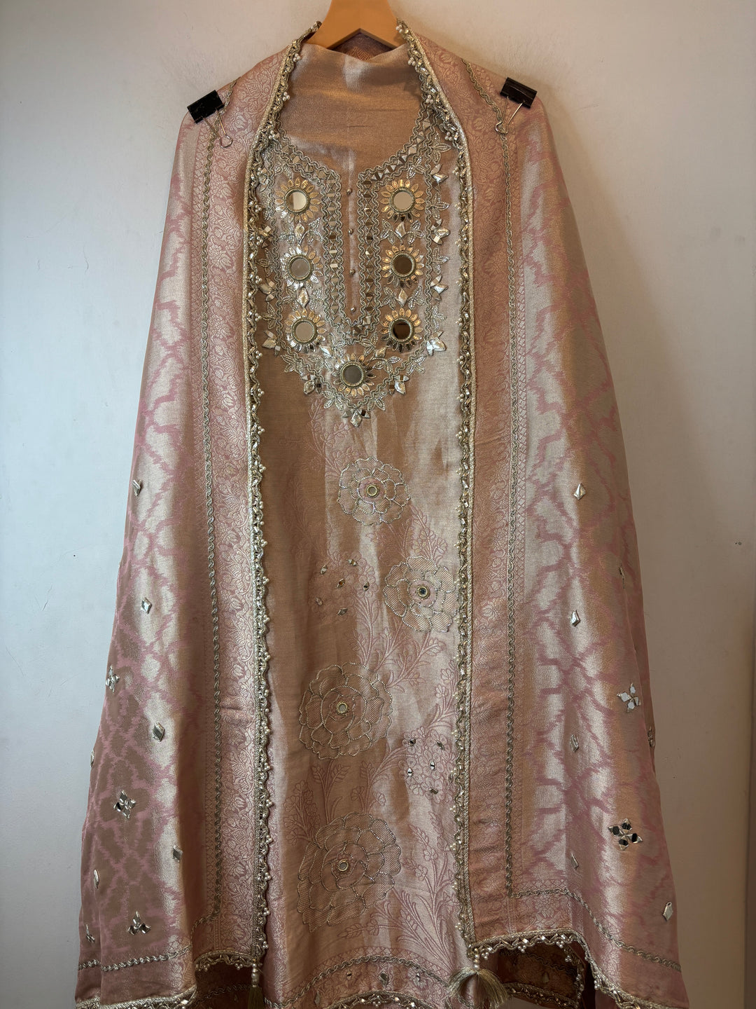 Zehra – Dusty Rose Giraffe Silk Ombre Mirror Stone Ensemble