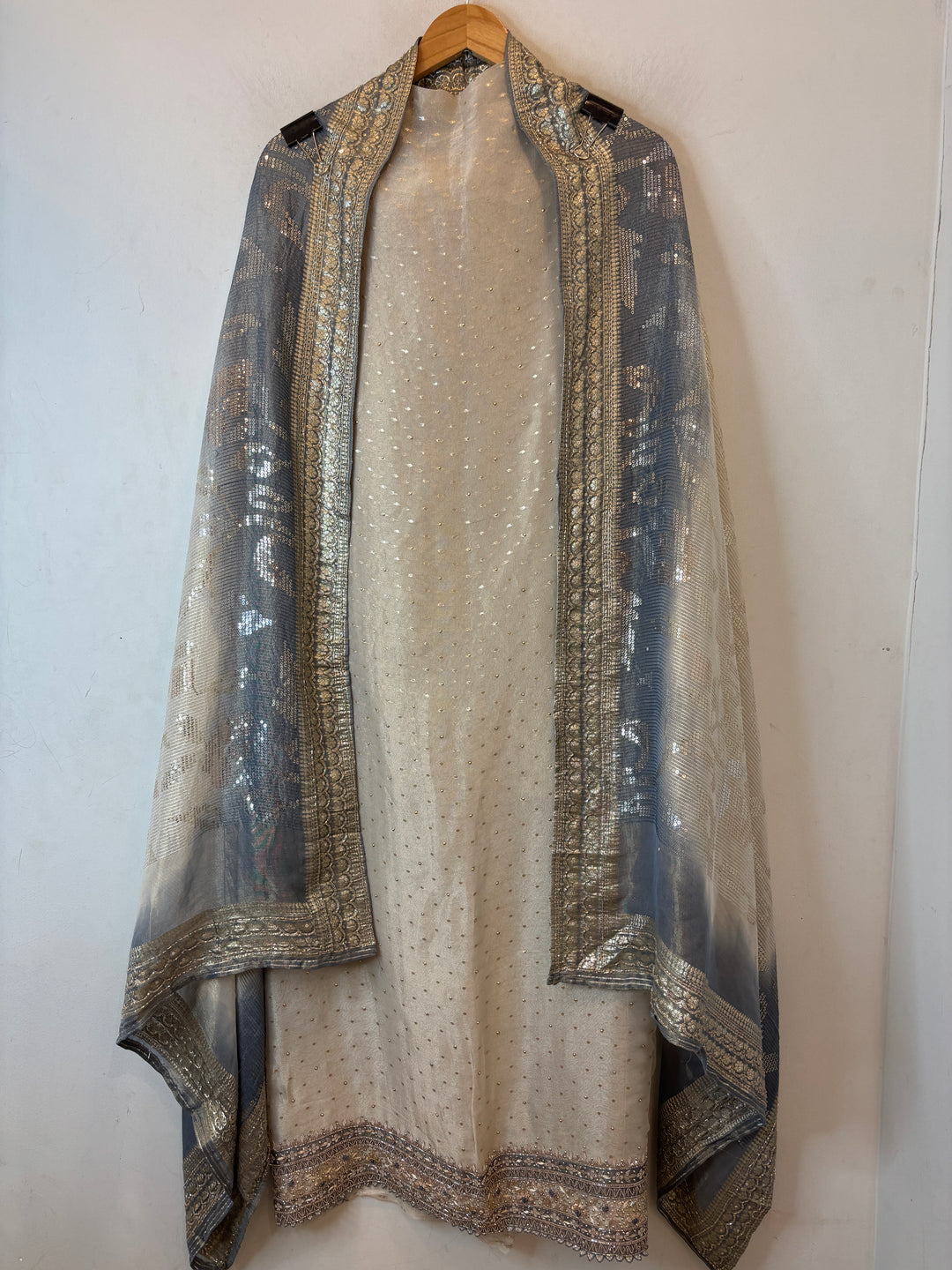 Aaliya – Ivory with Blue Tissue Banarasi Beaded Embellished Ensemble
