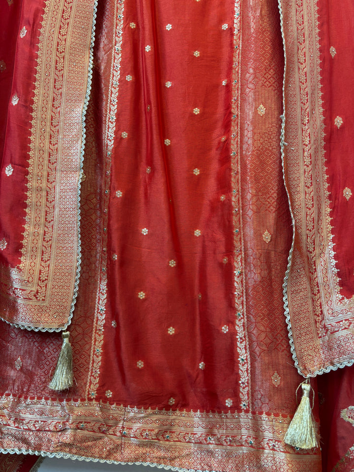 Mahira – Orange Silk Dabka Cutdana Anti-Gold Ensemble