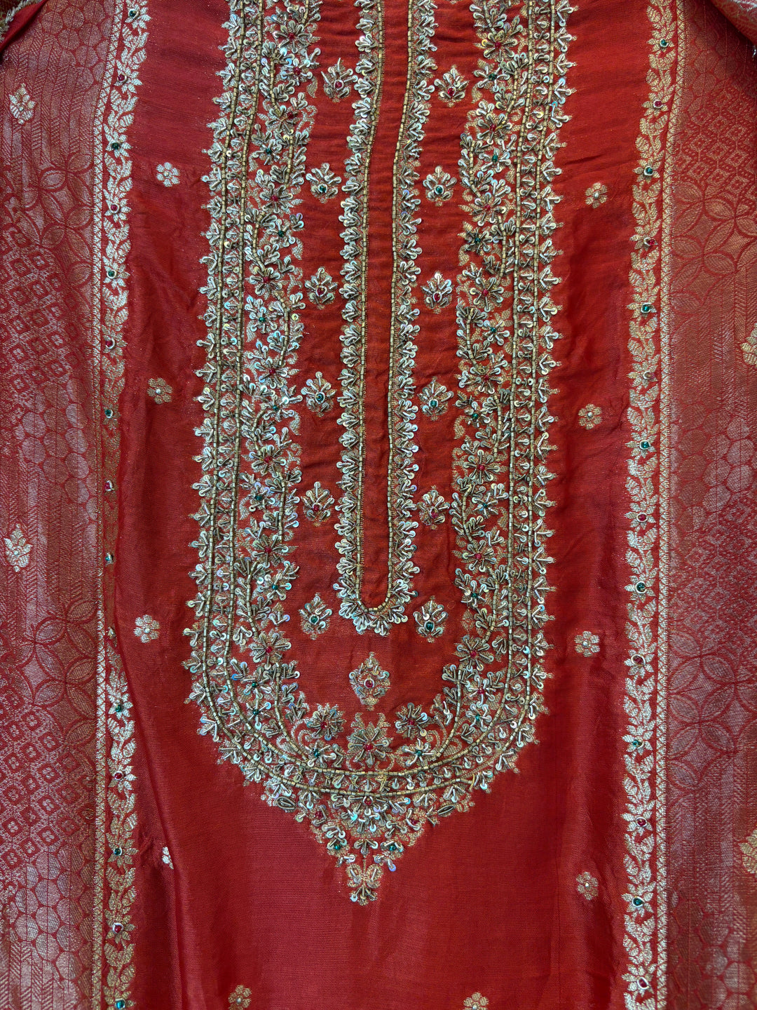 Mahira – Orange Silk Dabka Cutdana Anti-Gold Ensemble